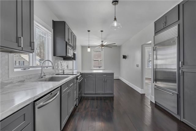 27 Greenville Avenue, Johnston, RI 02919