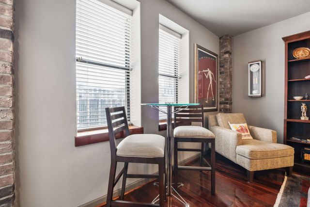 700 Church St Apt 901, Nashville, TN 37203