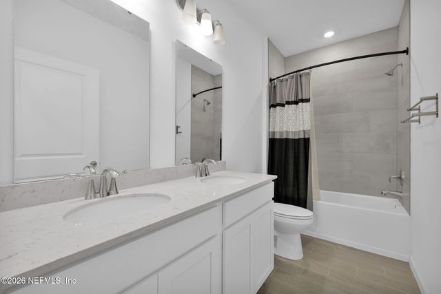 6854 FRIENDSHIP FOUNTAIN Avenue, Jacksonville, FL 32217