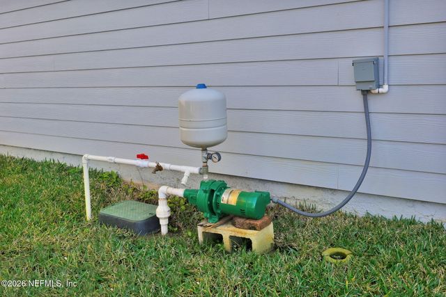 6854 FRIENDSHIP FOUNTAIN Avenue, Jacksonville, FL 32217