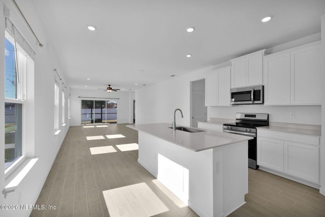 6854 FRIENDSHIP FOUNTAIN Avenue, Jacksonville, FL 32217