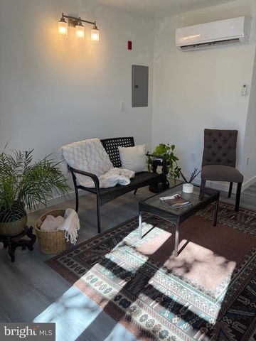 541-2 FLOOR WASHINGTON AVE, Philadelphia, PA 19147