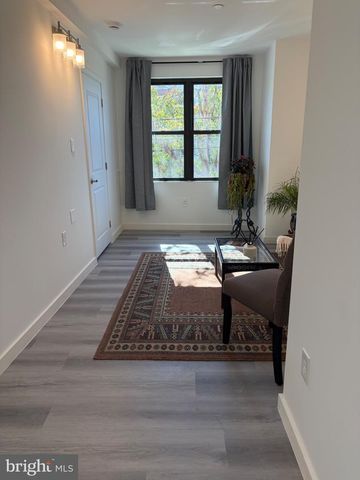 541-2 FLOOR WASHINGTON AVE, Philadelphia, PA 19147