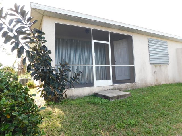 617 SE 7 ST A, Cape Coral, FL 33990