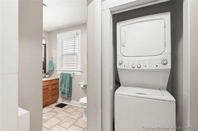 329 E 14th Street, New Albany, IN 47150
