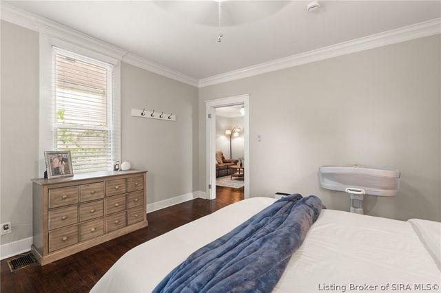 329 E 14th Street, New Albany, IN 47150