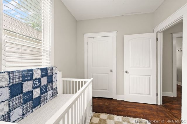 329 E 14th Street, New Albany, IN 47150
