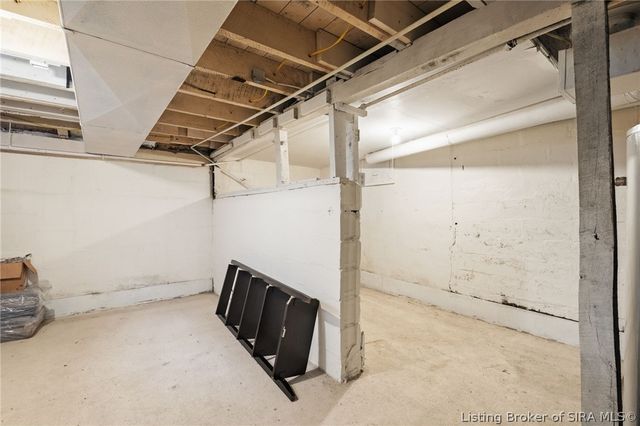 329 E 14th Street, New Albany, IN 47150