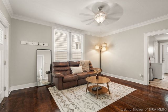 329 E 14th Street, New Albany, IN 47150