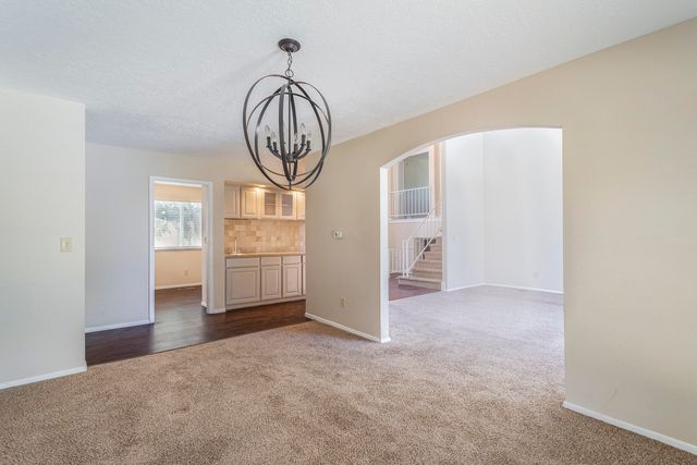 7413 El Morro Road NE, Albuquerque, NM 87109
