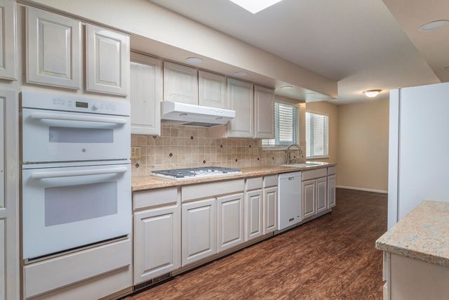 7413 El Morro Road NE, Albuquerque, NM 87109