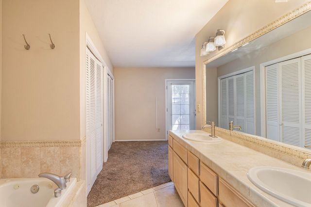 7413 El Morro Road NE, Albuquerque, NM 87109