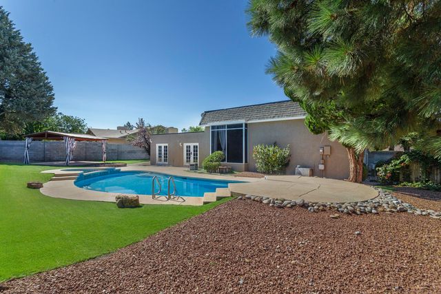 7413 El Morro Road NE, Albuquerque, NM 87109
