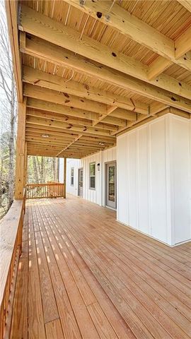 270 Crosstree Lane, Atlanta, GA 30328