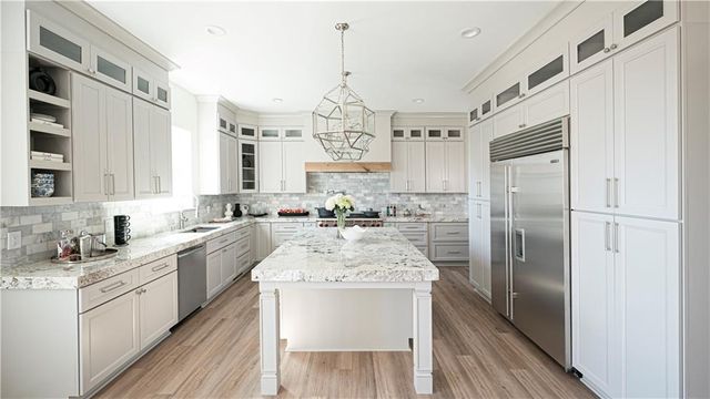 270 Crosstree Lane, Atlanta, GA 30328