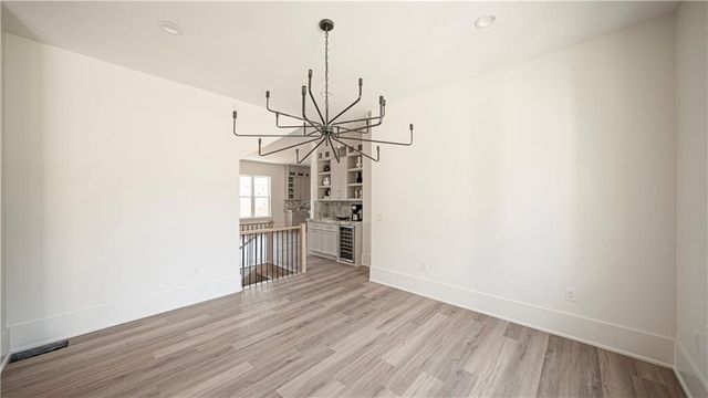 270 Crosstree Lane, Atlanta, GA 30328