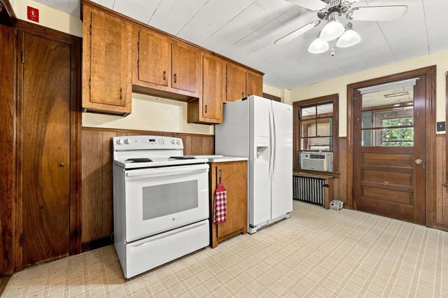 44 Margin Street, Worcester, MA 01604