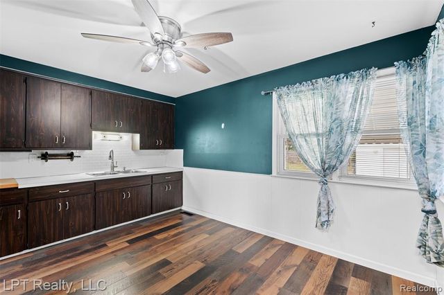 28432 Alvin Street, Garden City, MI 48135