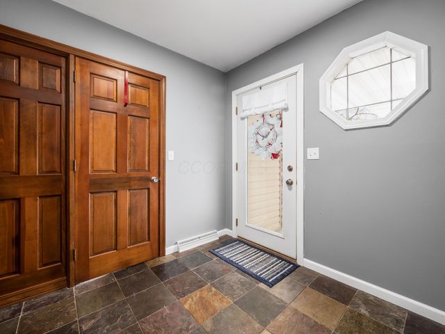 3010 S River Road, Zanesville, OH 43701