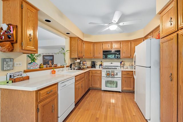 5426 Bonnie Trail, Oak Forest, IL 60452