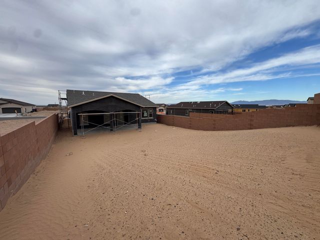 4943 Manzano Peak Street SW, Los Lunas, NM 87031