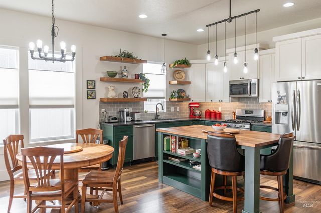 9304 W Tillamook Dr., Boise, ID 83709