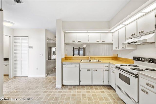3333 Wind Surf Way S, Melbourne Beach, FL 32951