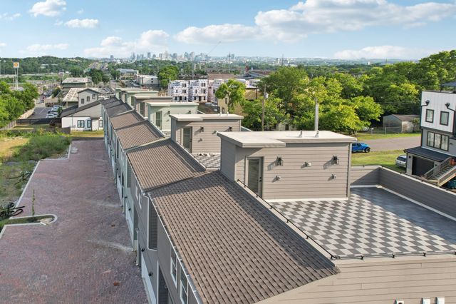 1611 Hampton St, Nashville, TN 37207