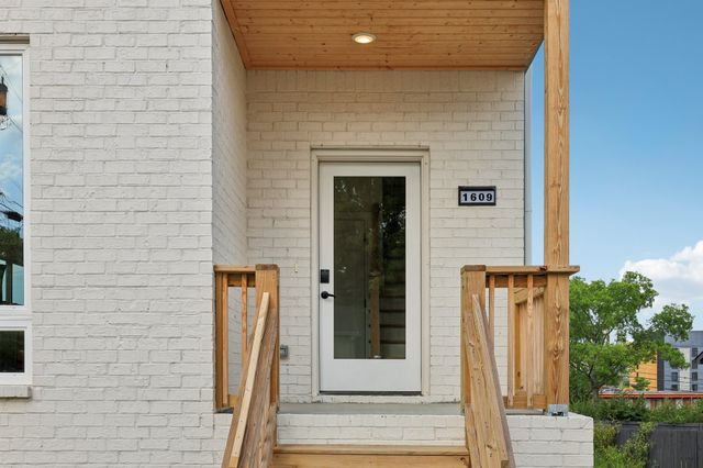 1611 Hampton St, Nashville, TN 37207