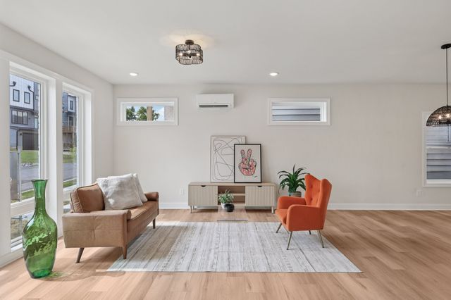 1611 Hampton St, Nashville, TN 37207