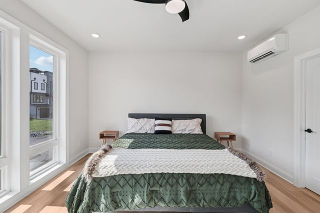 1611 Hampton St, Nashville, TN 37207