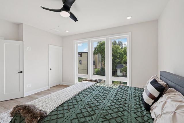 1611 Hampton St, Nashville, TN 37207