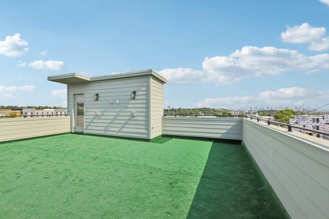 1611 Hampton St, Nashville, TN 37207