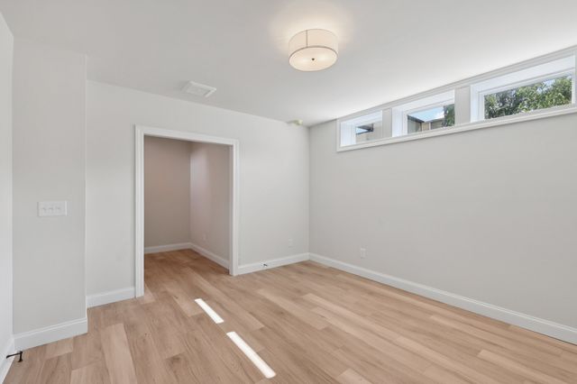 1611 Hampton St, Nashville, TN 37207