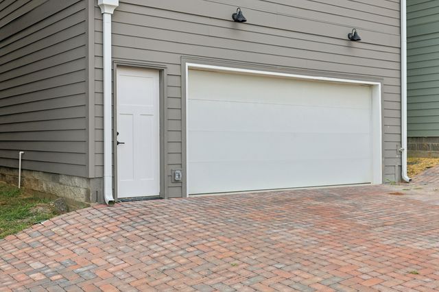 1611 Hampton St, Nashville, TN 37207