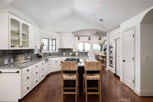 2001 Yacht Resolute, Newport Beach, CA 92660