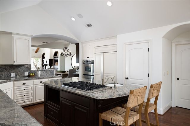 2001 Yacht Resolute, Newport Beach, CA 92660