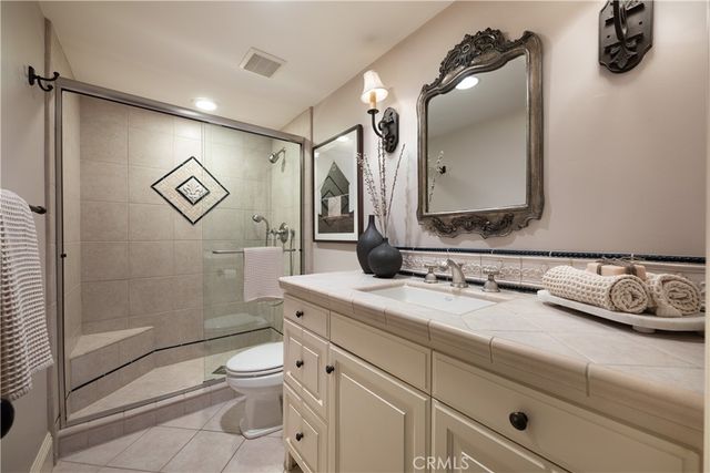 2001 Yacht Resolute, Newport Beach, CA 92660