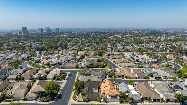 2001 Yacht Resolute, Newport Beach, CA 92660