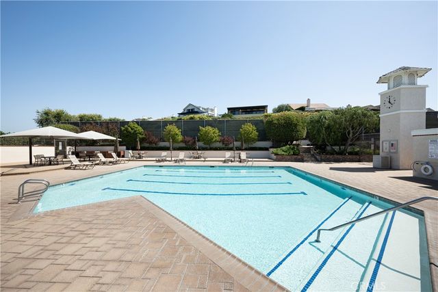 2001 Yacht Resolute, Newport Beach, CA 92660