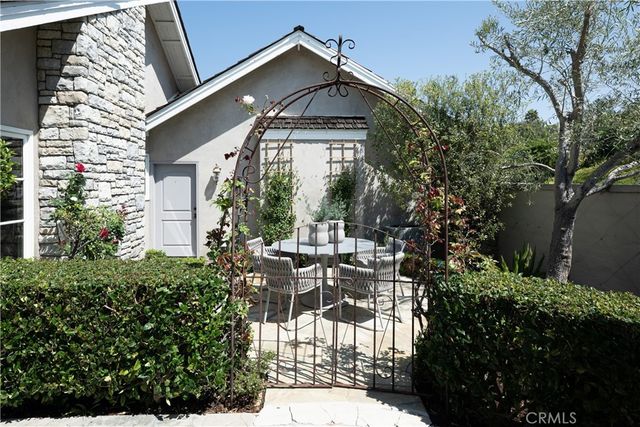 2001 Yacht Resolute, Newport Beach, CA 92660