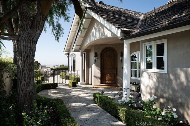 2001 Yacht Resolute, Newport Beach, CA 92660