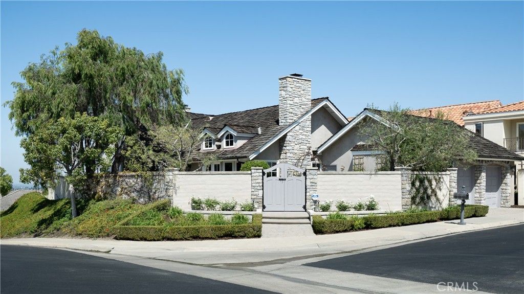 2001 Yacht Resolute, Newport Beach, CA 92660