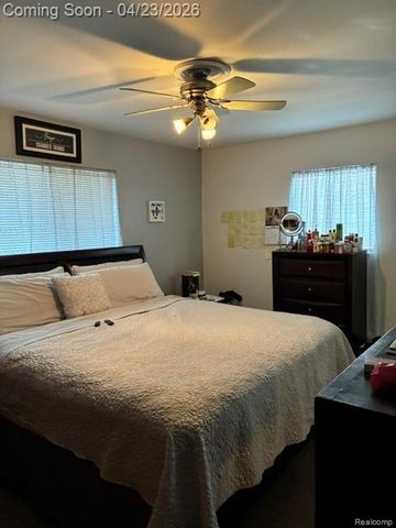 15718 George Washington, Southfield, MI 48075