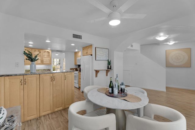 6150 N SCOTTSDALE Road 36, Paradise Valley, AZ 85253