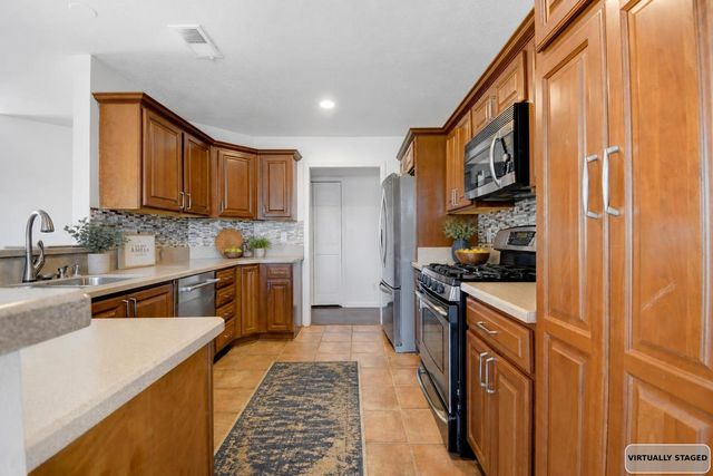 9515 Macallan Road NE, Albuquerque, NM 87109
