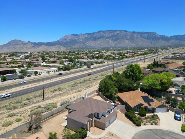 9515 Macallan Road NE, Albuquerque, NM 87109