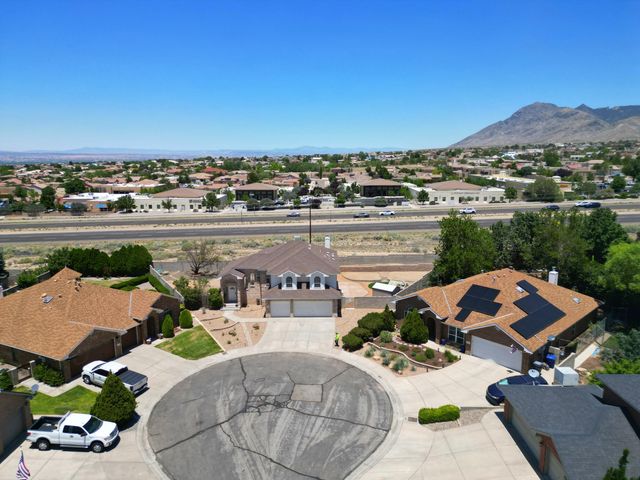 9515 Macallan Road NE, Albuquerque, NM 87109
