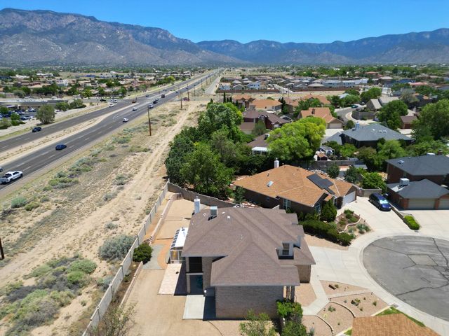 9515 Macallan Road NE, Albuquerque, NM 87109