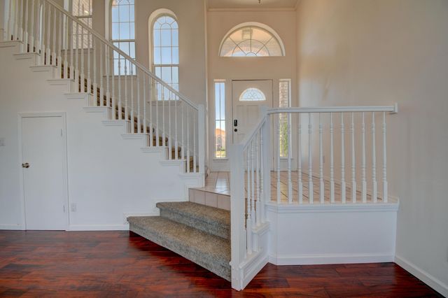 9515 Macallan Road NE, Albuquerque, NM 87109